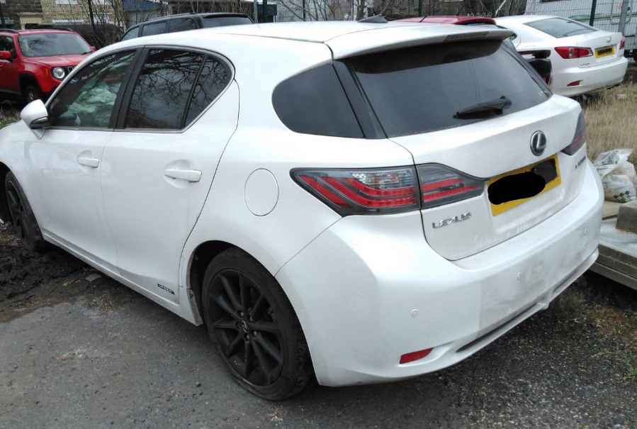2011 CT200h 1.8L Petrol Automatic #4587 - Image 3