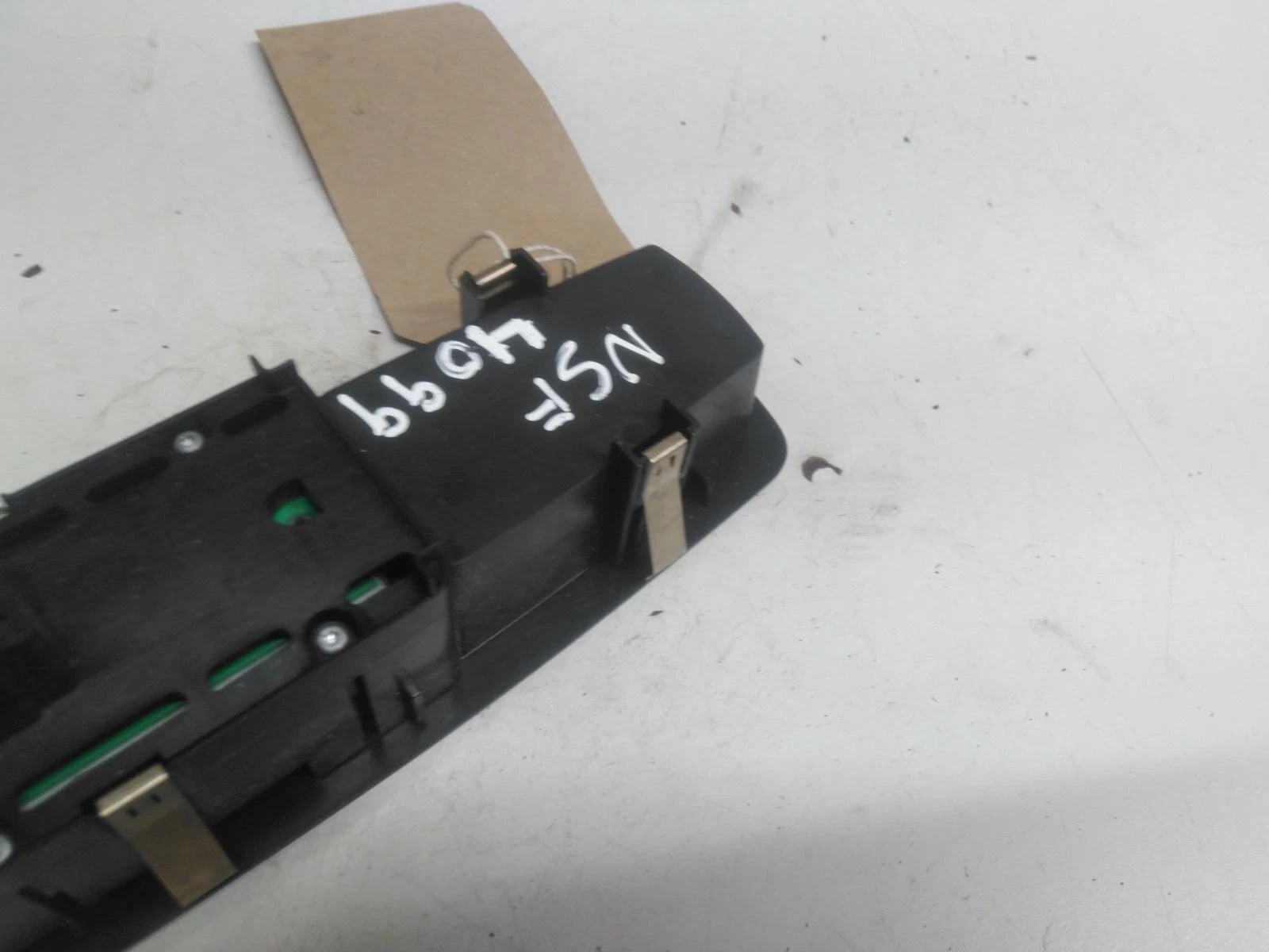 CHRYSLER GRAND VOYAGER Electric Window Switch Left Front - Image 5